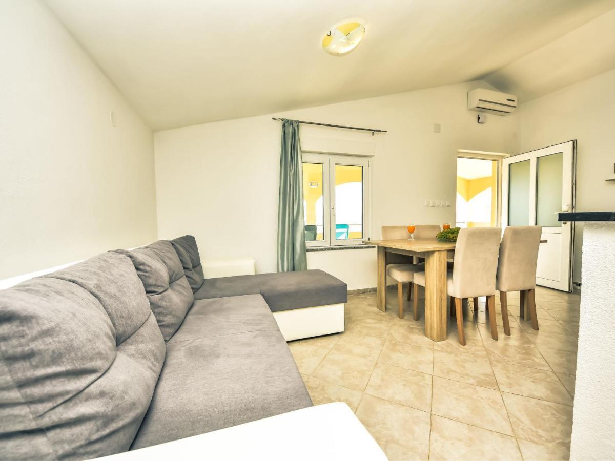 Holiday Home Marijana By Interhome Maslenica Extérieur photo