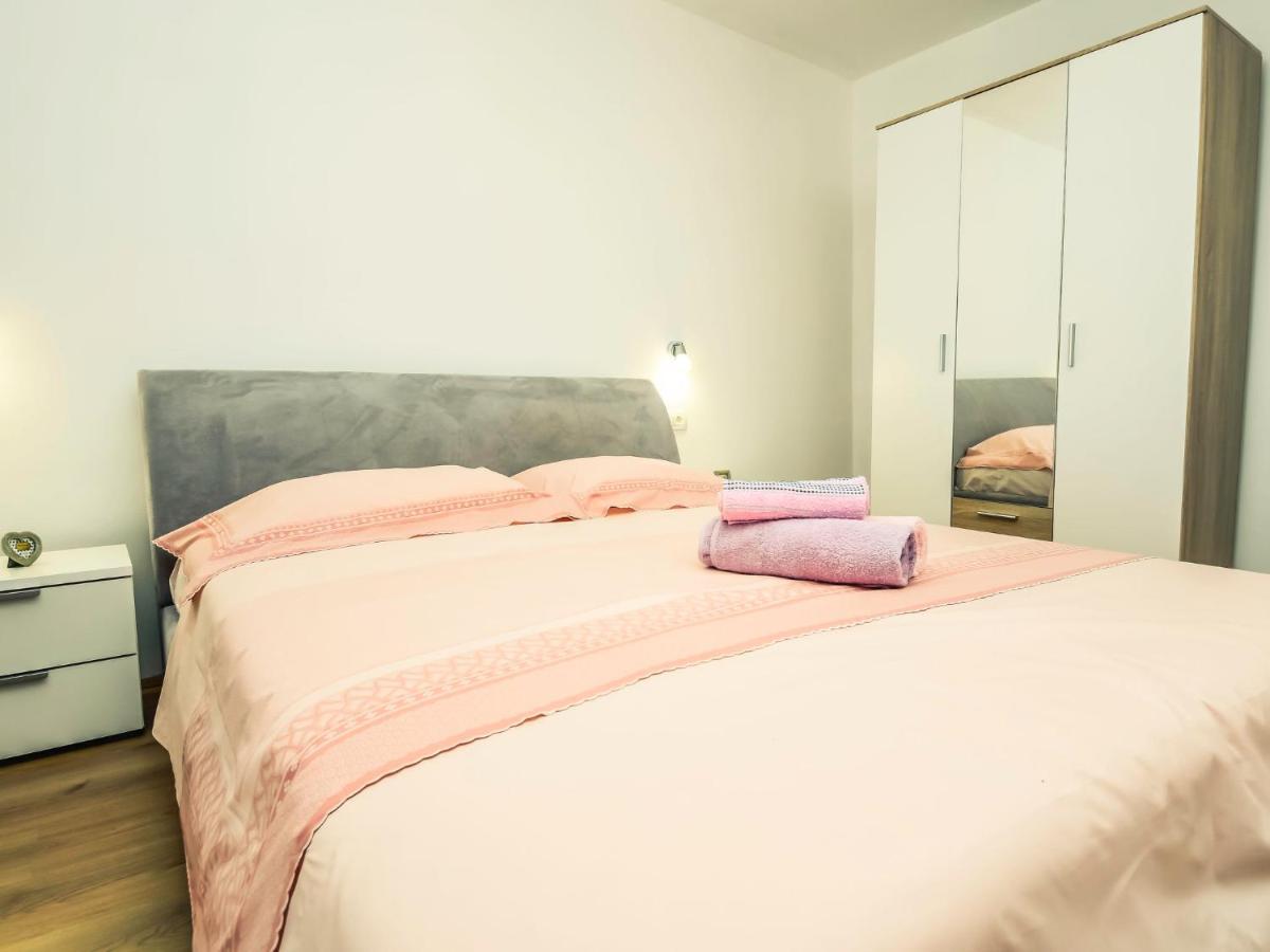 Holiday Home Marijana By Interhome Maslenica Extérieur photo